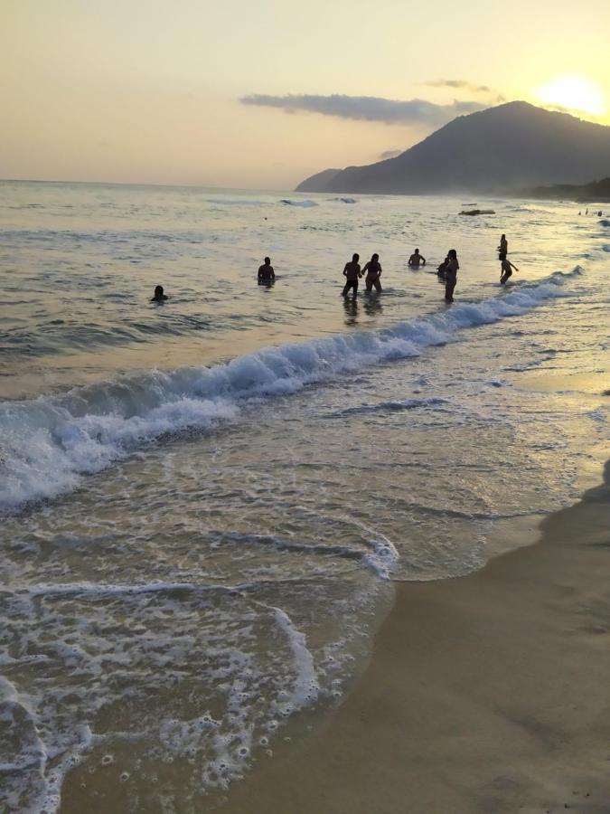 Casa Na Praia De Maresias Em Condominio Com Piscina Aquecida Na Av Principal De 마레지아스 외부 사진